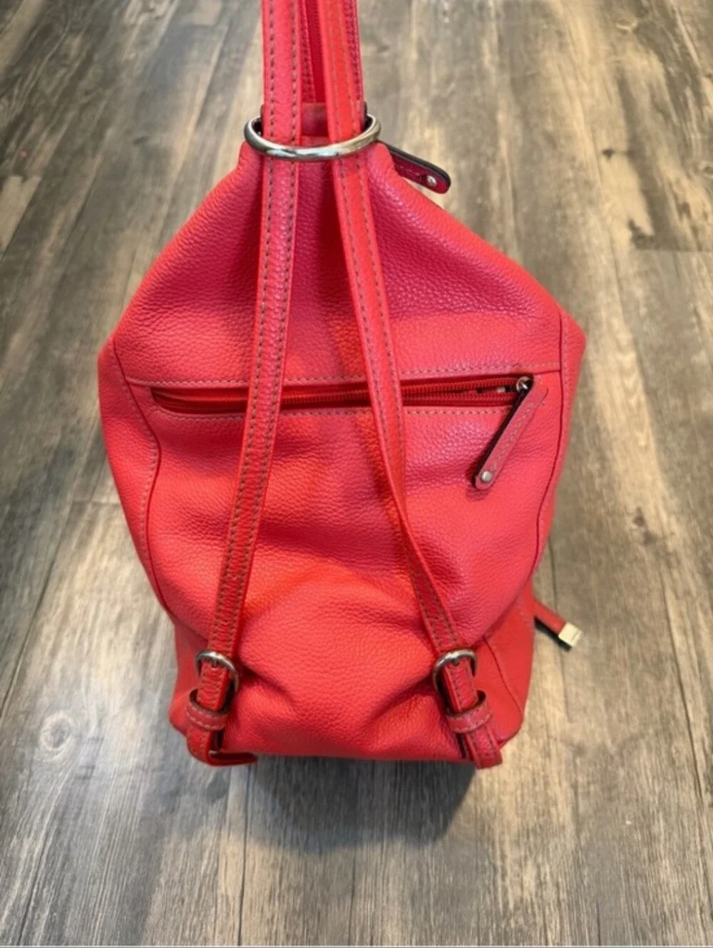 Tiganello stylish red